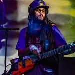Stevie B playing bass